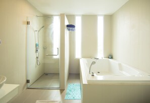 Standard Double Room, 1 King Bed | Bathroom - Samui Resotel Beach Resort (Koh Samui)