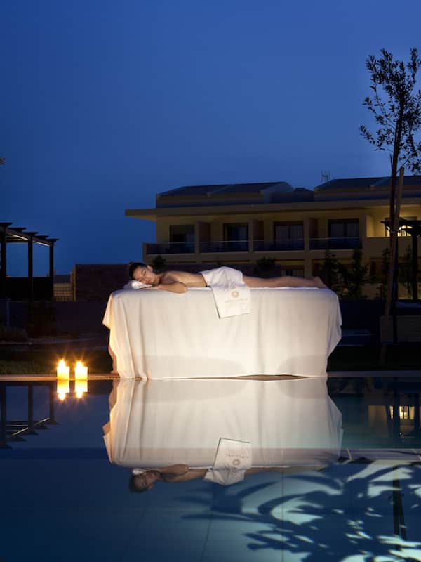 Espace de soins pour les couples, sauna, bain à remous, hammam