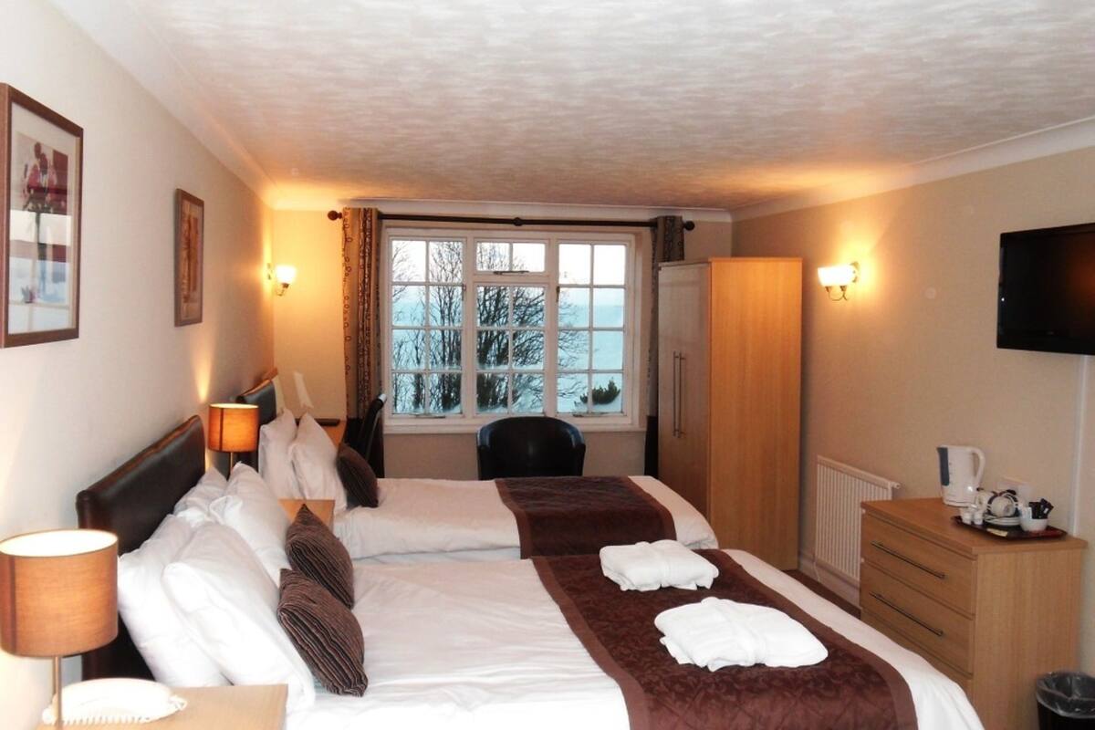 in-room safe, desk, iron/ironing board, cots/infant beds