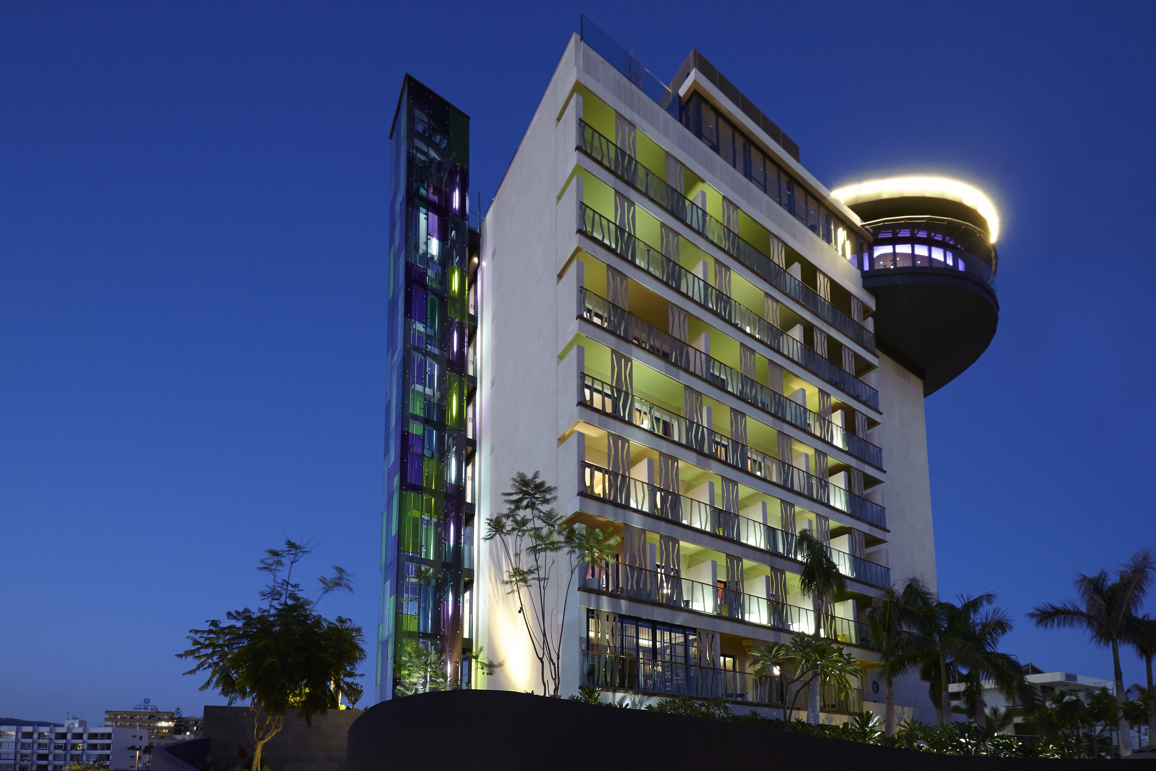 Façade de l’hébergement - soirée/nuit