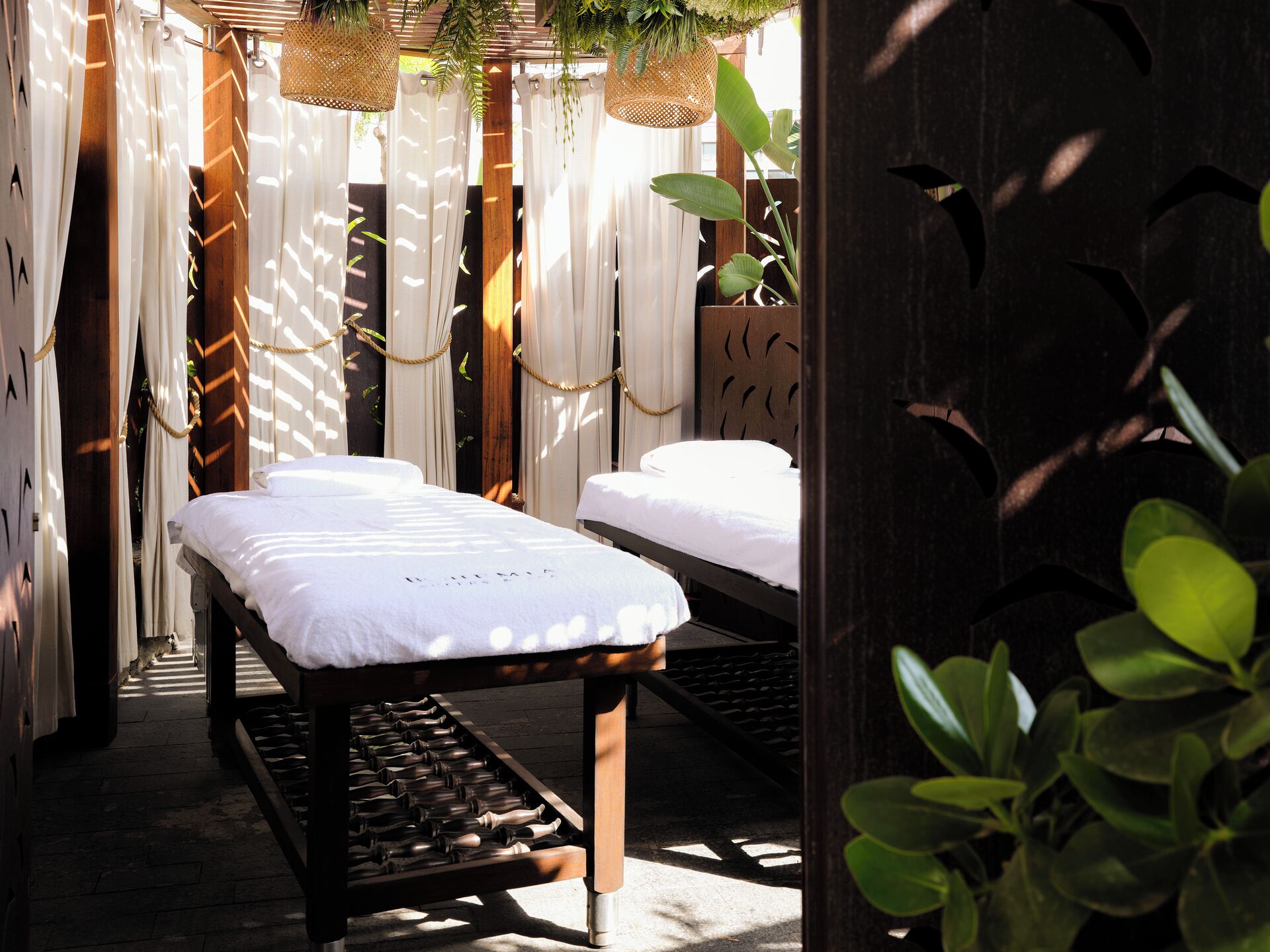 Salas de tratamiento para parejas, un sauna, baño turco