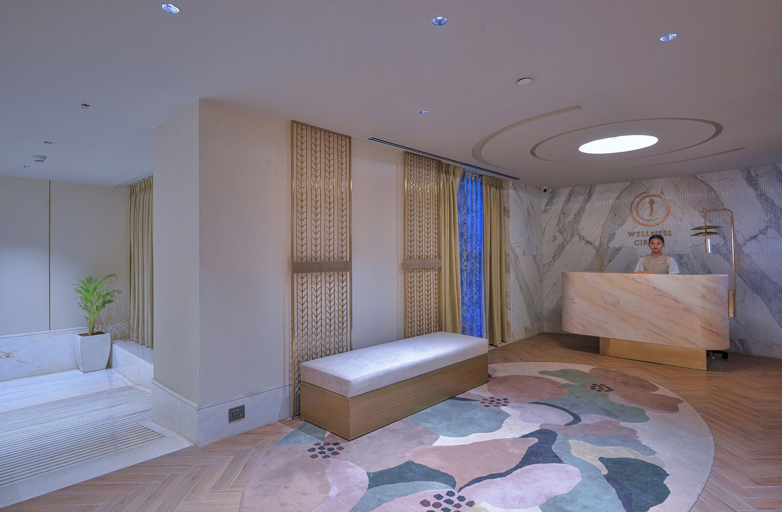 Couples treatment rooms, body treatments, aromatherapy