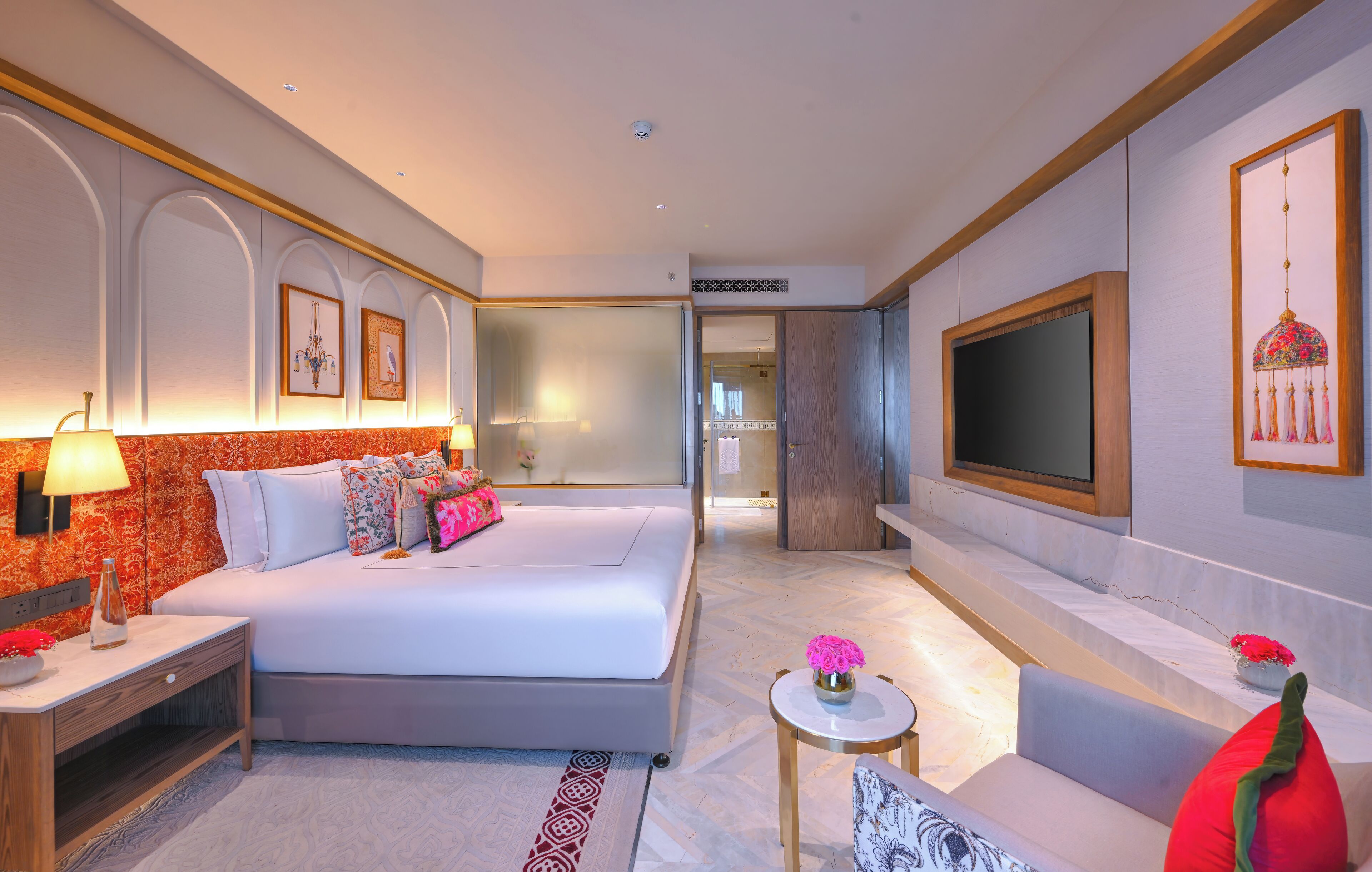 deluxe suite | premium bedding, down duvets, minibar, in-room safe