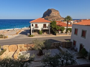 Deluxe Double Room | Terrace/patio - The Flower of Monemvasia (Monemvasia)