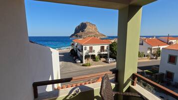 Room, Sea View | Terrace/patio