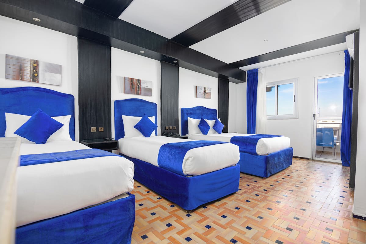 Minibar, insonorización y ropa de cama