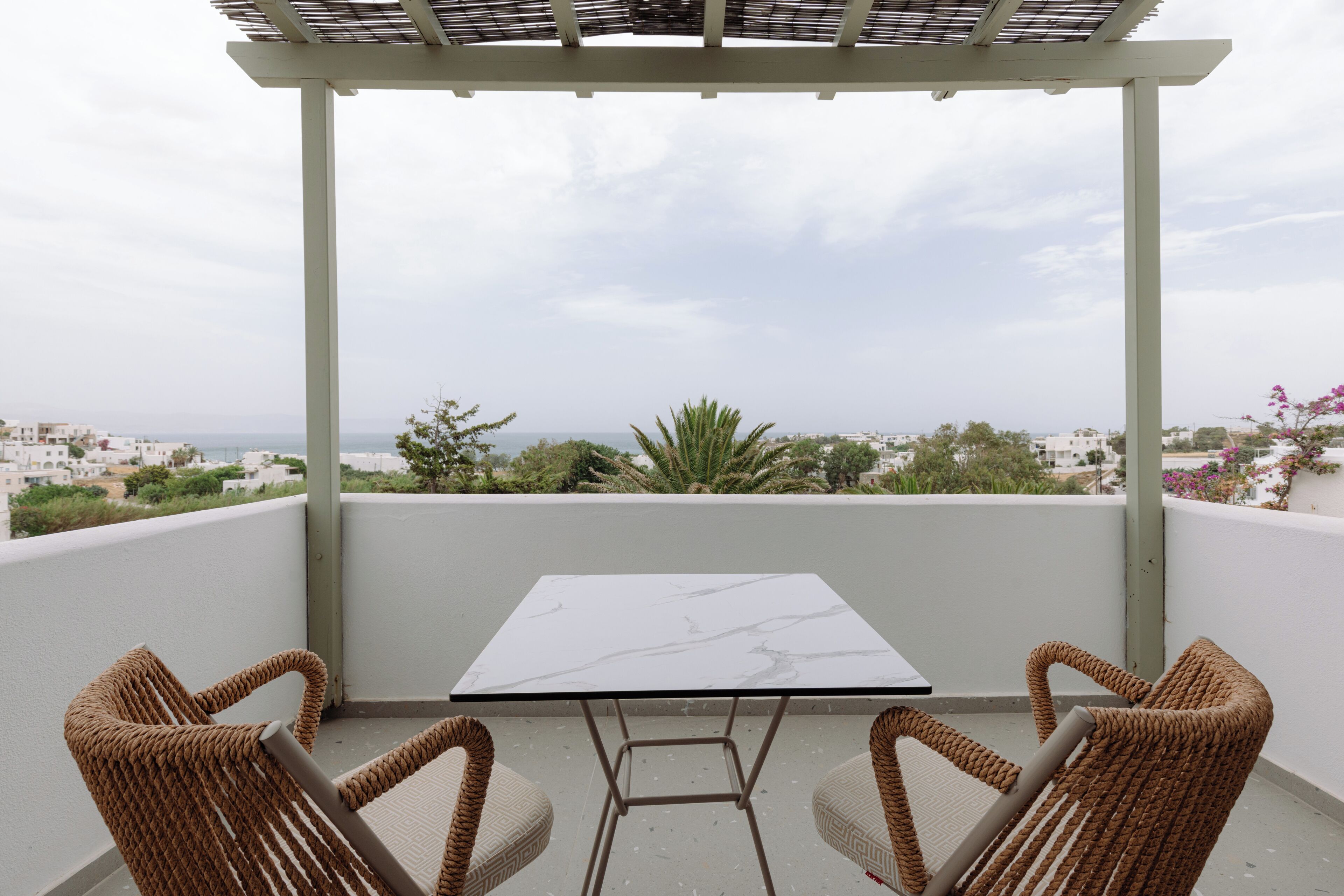 Suite panorámica, vistas al mar | Vistas del balcón