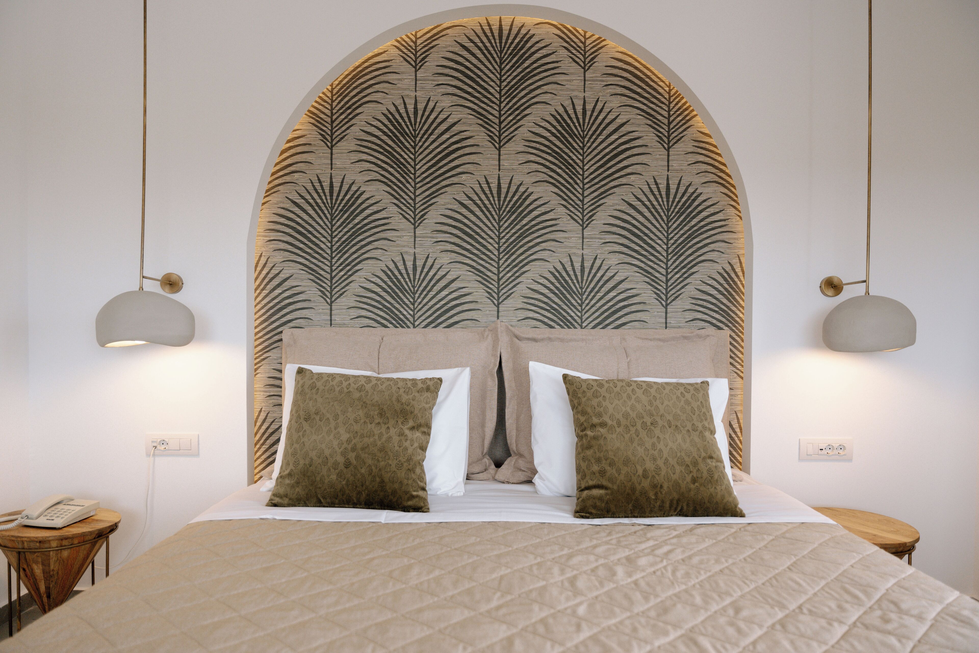 junior suite, sea view | 1 bedroom, minibar, in-room safe, travel cot