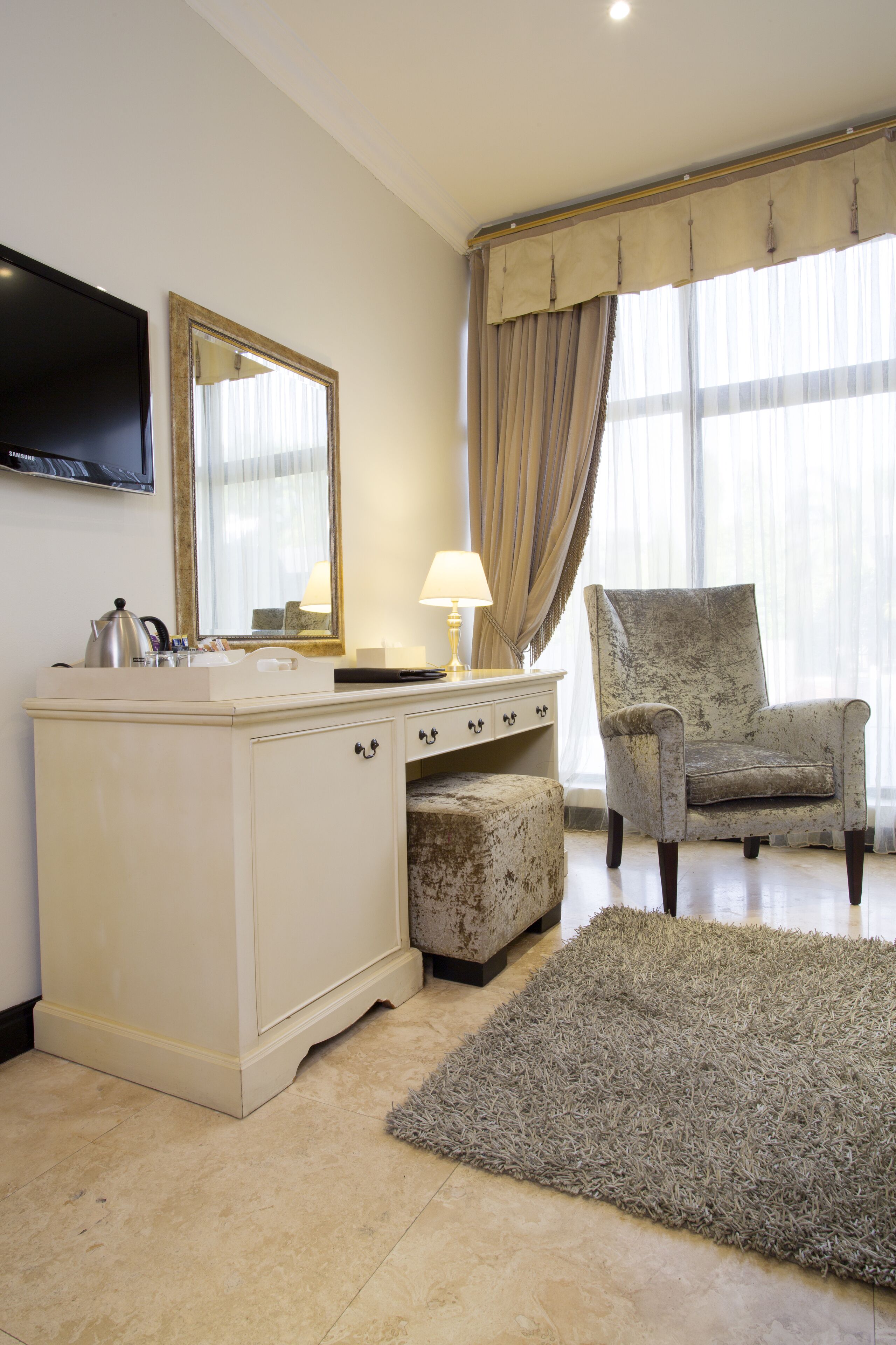 executive suite, 1 king bed | egyptian cotton sheets, premium bedding, select comfort beds
