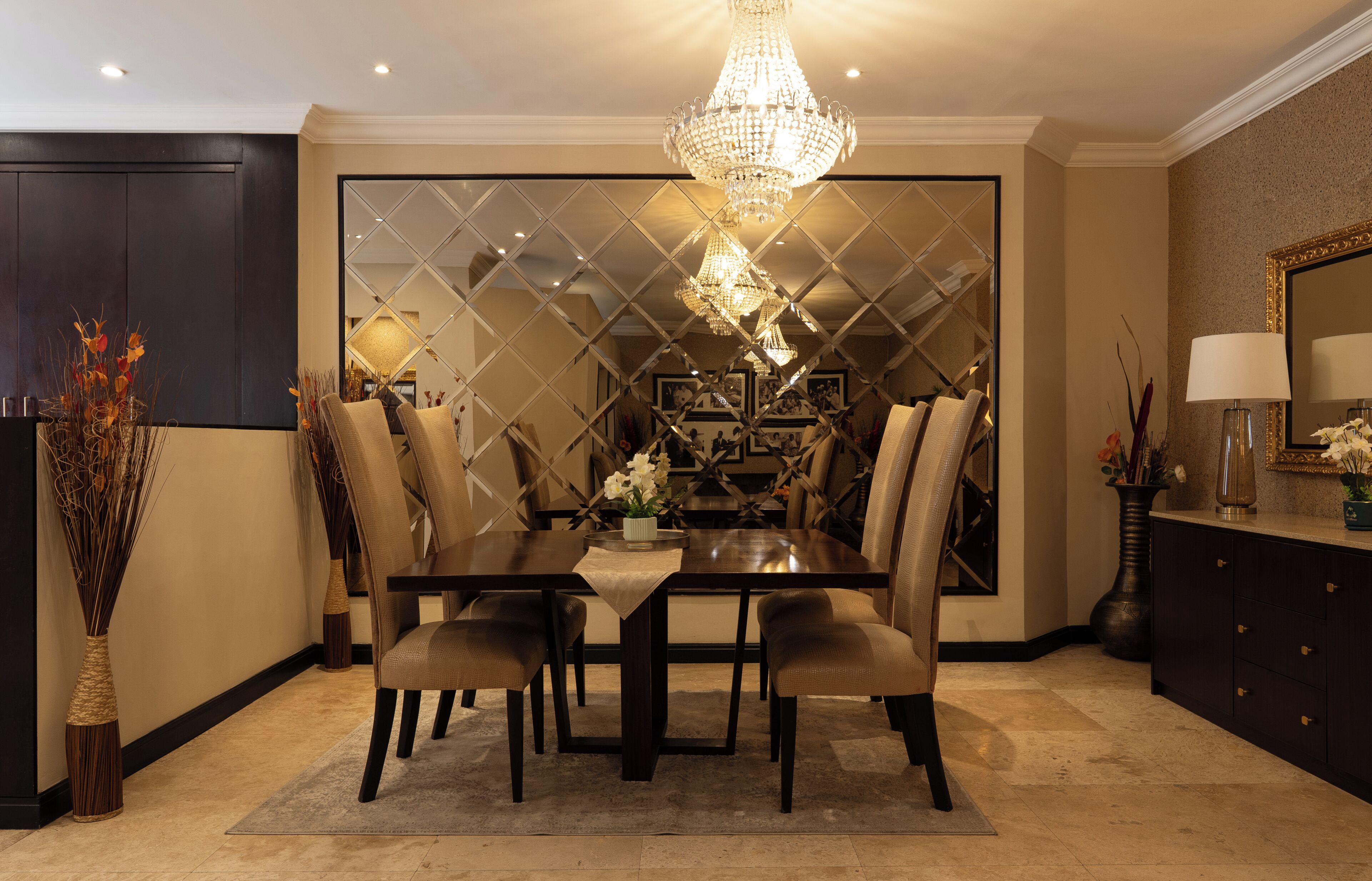 Presidential Suite | In-room dining