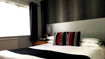 Double Room | In-room safe, free WiFi, bed sheets