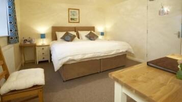 Individually decorated, individually furnished, free WiFi