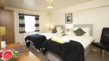Double Room, Ensuite (Hutton) | Individually decorated, individually furnished, free WiFi