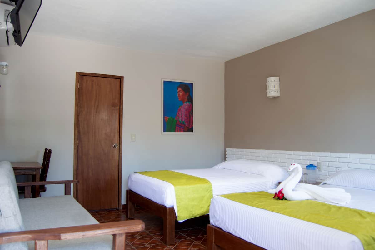 Family | Blackout curtains, free WiFi, bed sheets