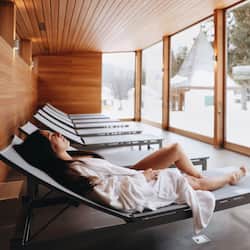 Sauna, hot tub, steam room, body treatments, aromatherapy