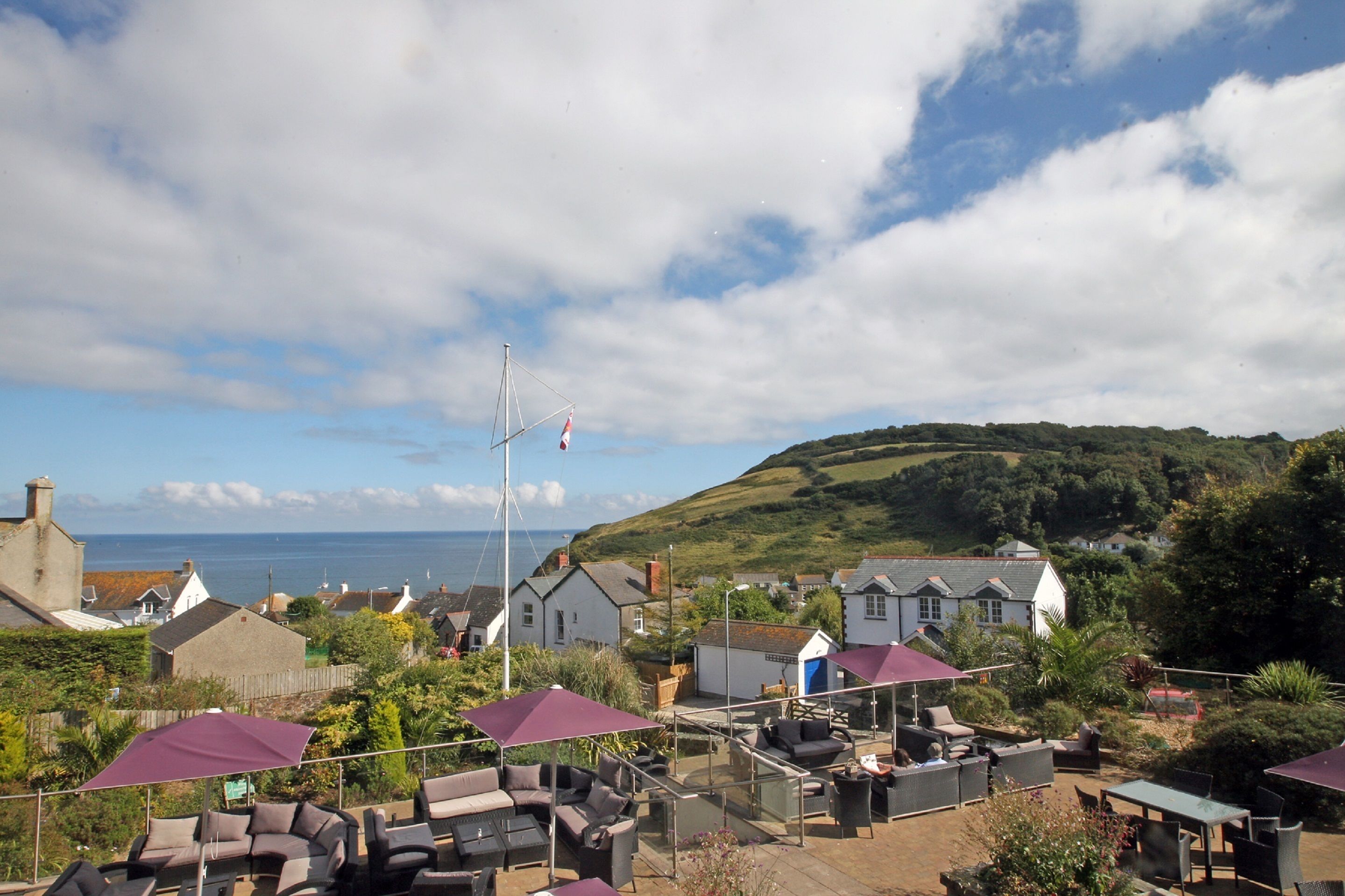 egyptian cotton sheets, premium bedding, memory-foam beds, in-room safe