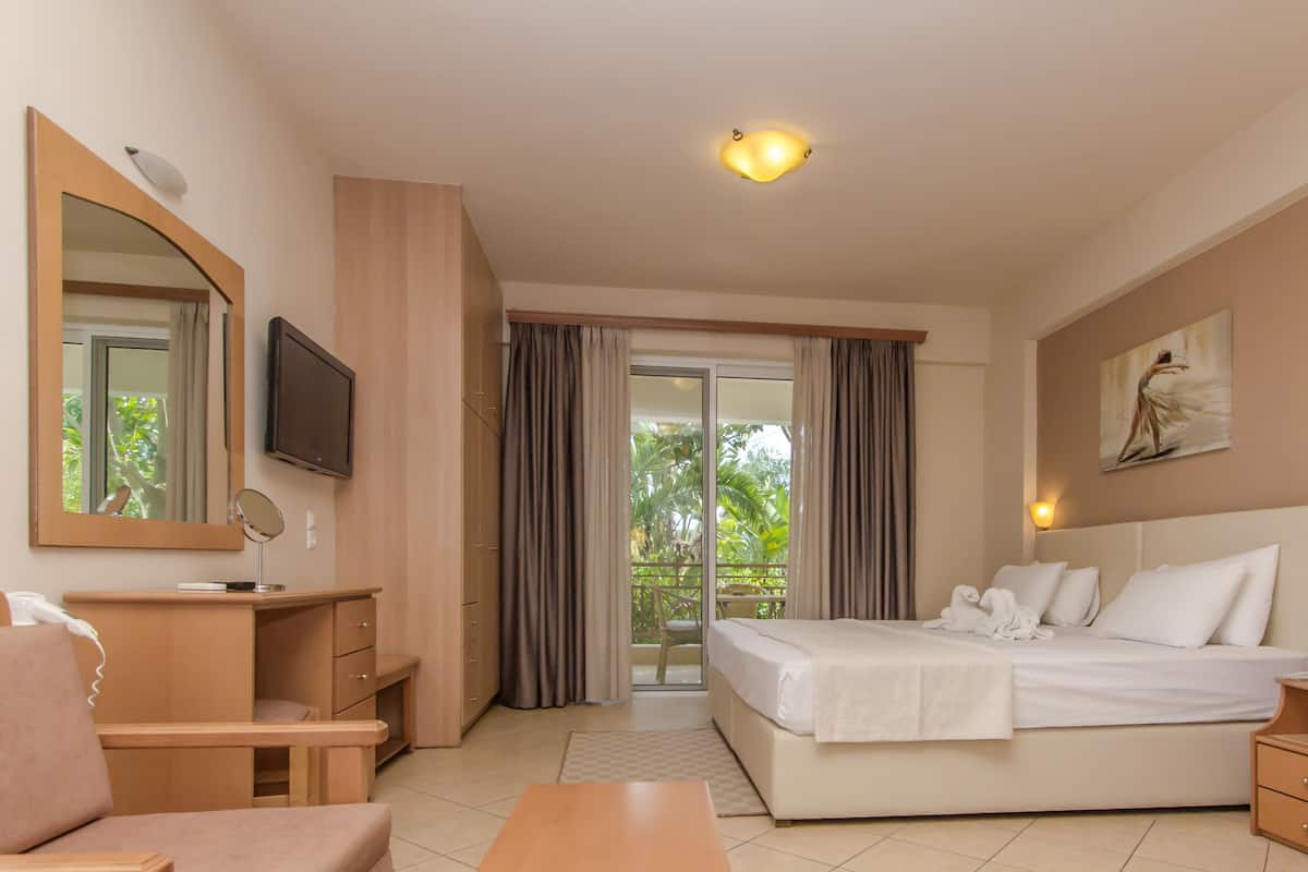 Studio, Garden View | 1 bedroom, premium bedding, memory foam beds, minibar