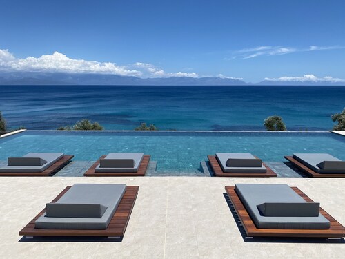 Colonides Beach Hotel