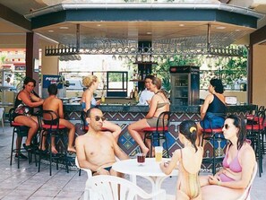 Aperto a colazione, pranzo e cena, cucina turca 