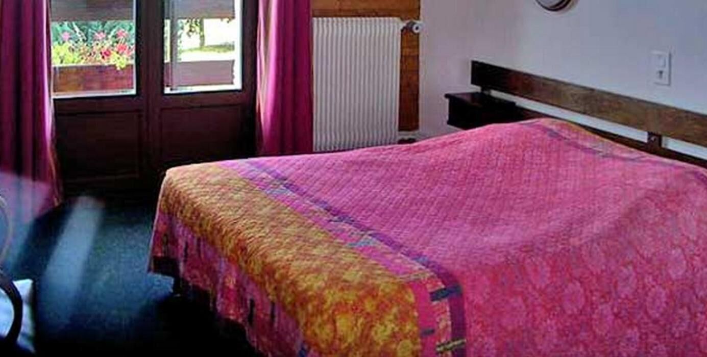 desk, blackout curtains, iron/ironing board, cots/infant beds