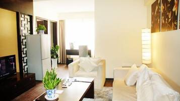 Minibar, in-room safe, desk, blackout drapes