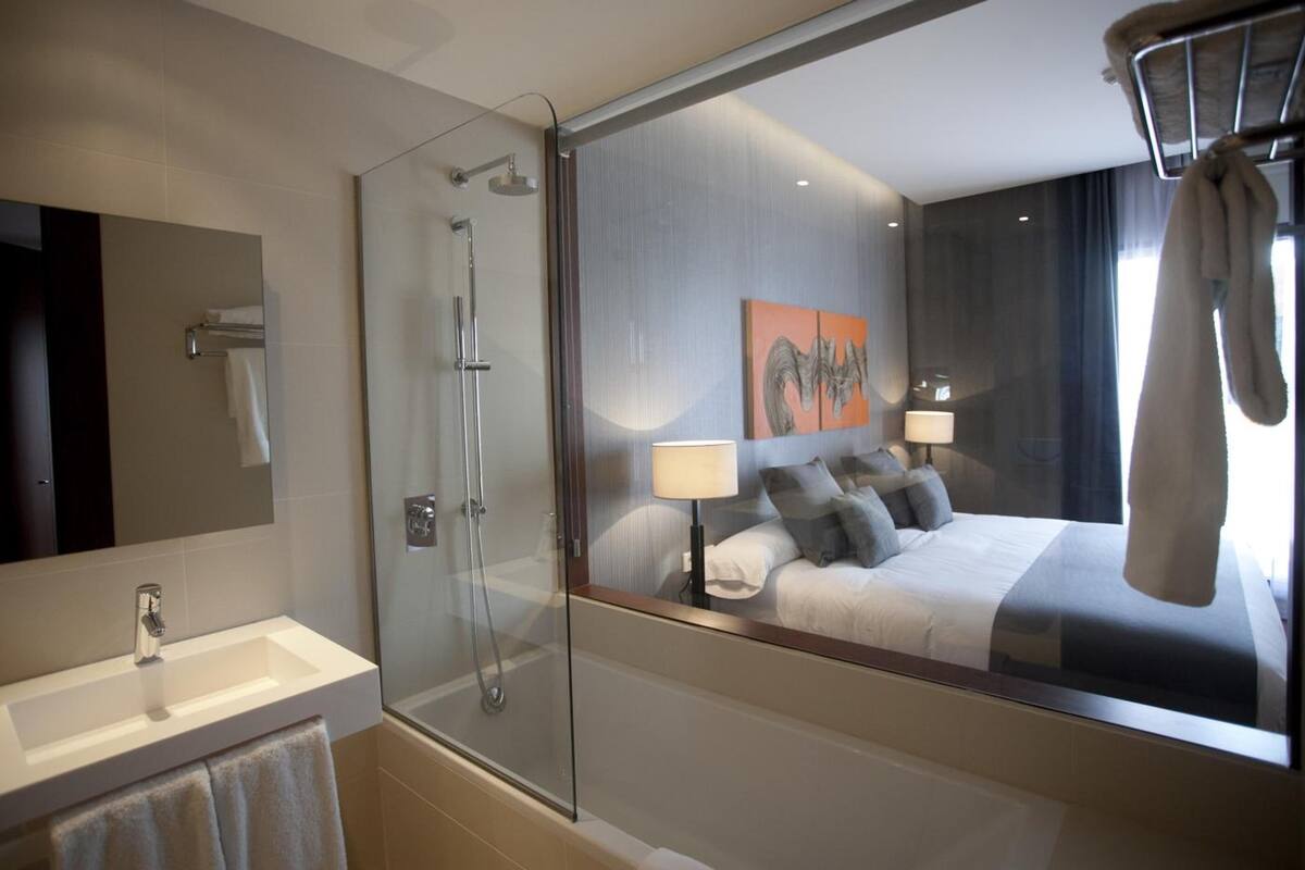 1 bedroom, minibar, in-room safe, desk