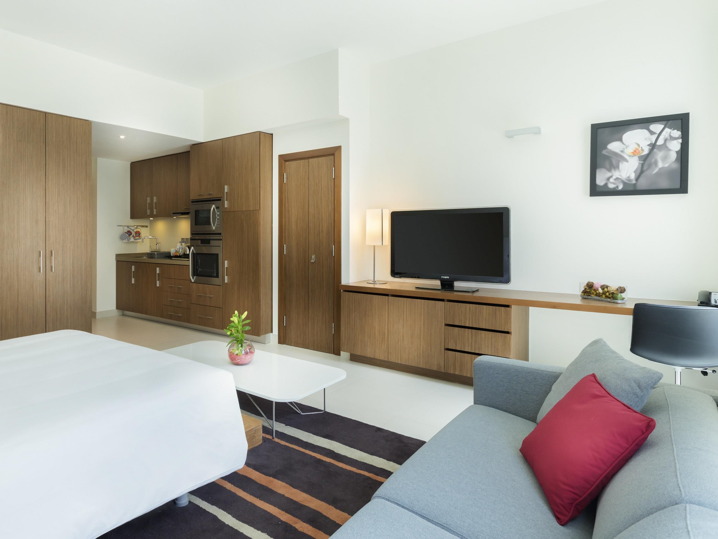 Studio, 1 Double Bed | Egyptian cotton sheets, premium bedding, down duvets, memory-foam beds