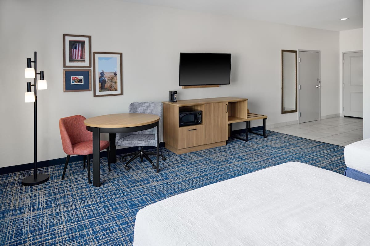 Coffres-forts dans les chambres, bureau, rideaux occultants