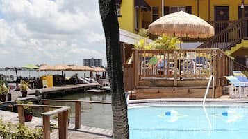 Outdoor pool, pool loungers