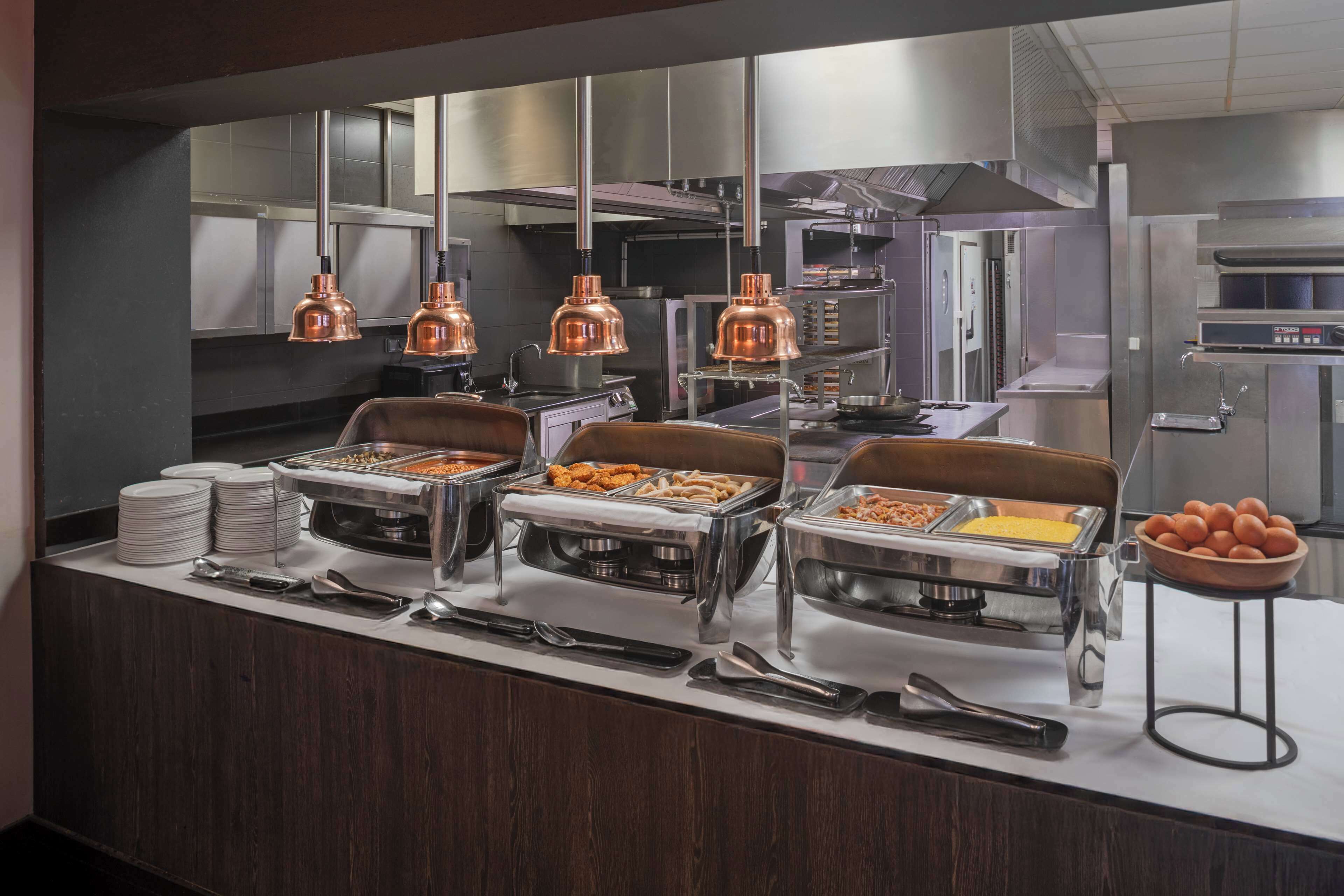 daily cooked-to-order breakfast (eur 19 per person)