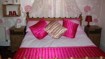 Phòng 3 dành cho gia đình, phòng tắm dùng chung