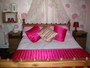 Phòng 3 dành cho gia đình, phòng tắm dùng chung