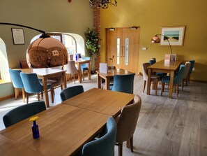 Se sirven desayunos, almuerzos y cenas