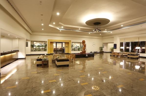 Lobby - Greenpark Hotel (Visakhapatnam)