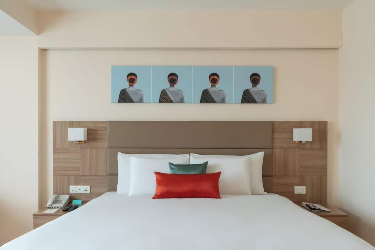 Minibar, desk, rollaway beds, free WiFi