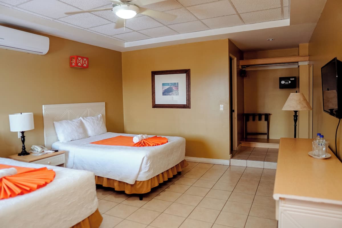 In-room safe, desk, free WiFi, bed sheets