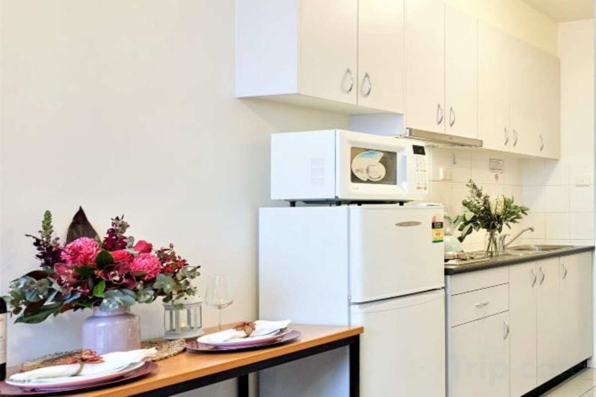 Cocina privada | Cafetera o tetera, frigorífico, microondas y placa de cocina
