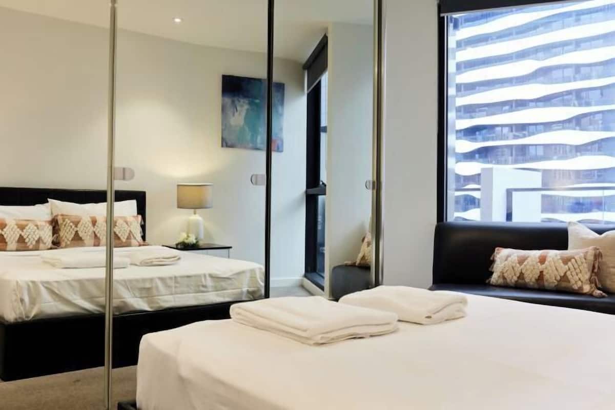1 bedroom, desk, laptop workspace, blackout curtains