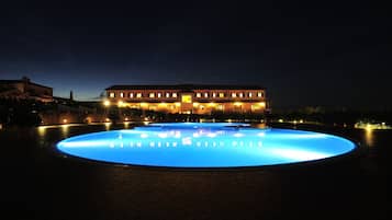 Outdoor pool, pool umbrellas, pool loungers