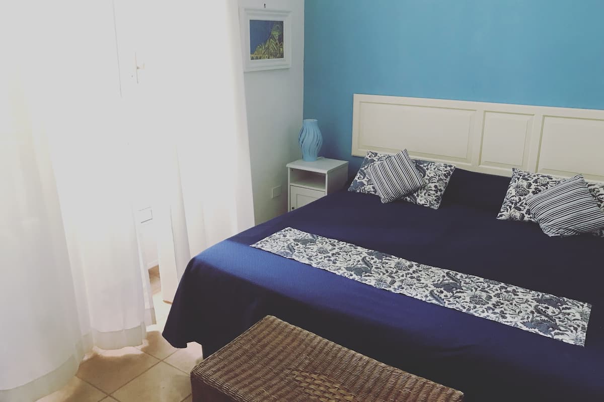 In-room safe, individually furnished, free WiFi, bed sheets