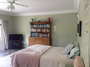 Chambre Supérieure, salle de bains attenante