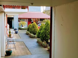 Accessible Studio | Terrace/patio