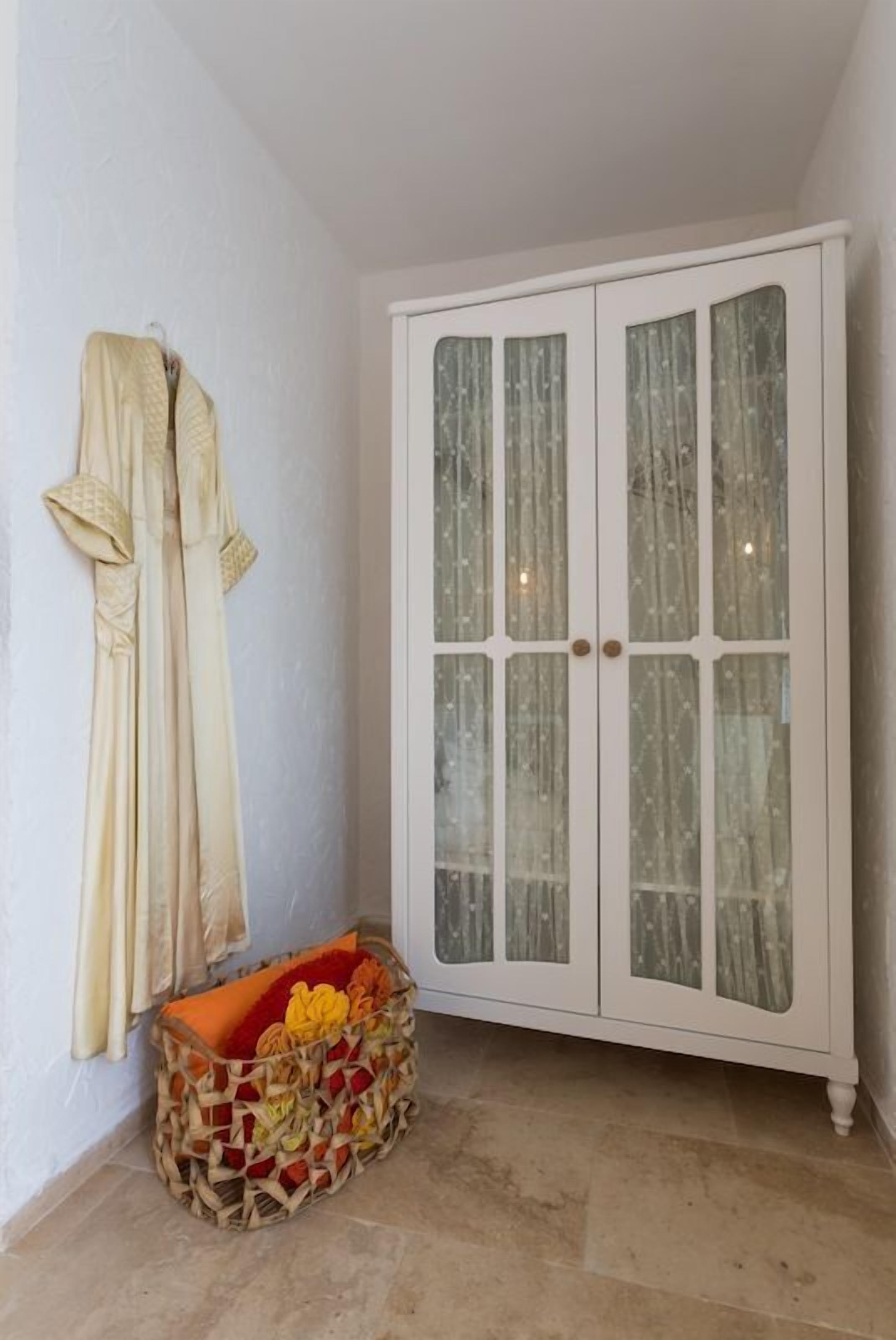 honeymoon room, 1 double bed | 1 bedroom, minibar, in-room safe, desk