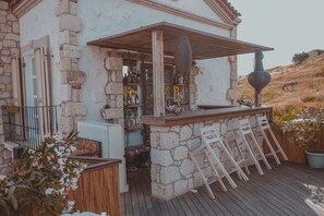 2 baaria, uima-allasbaari, allasbaari