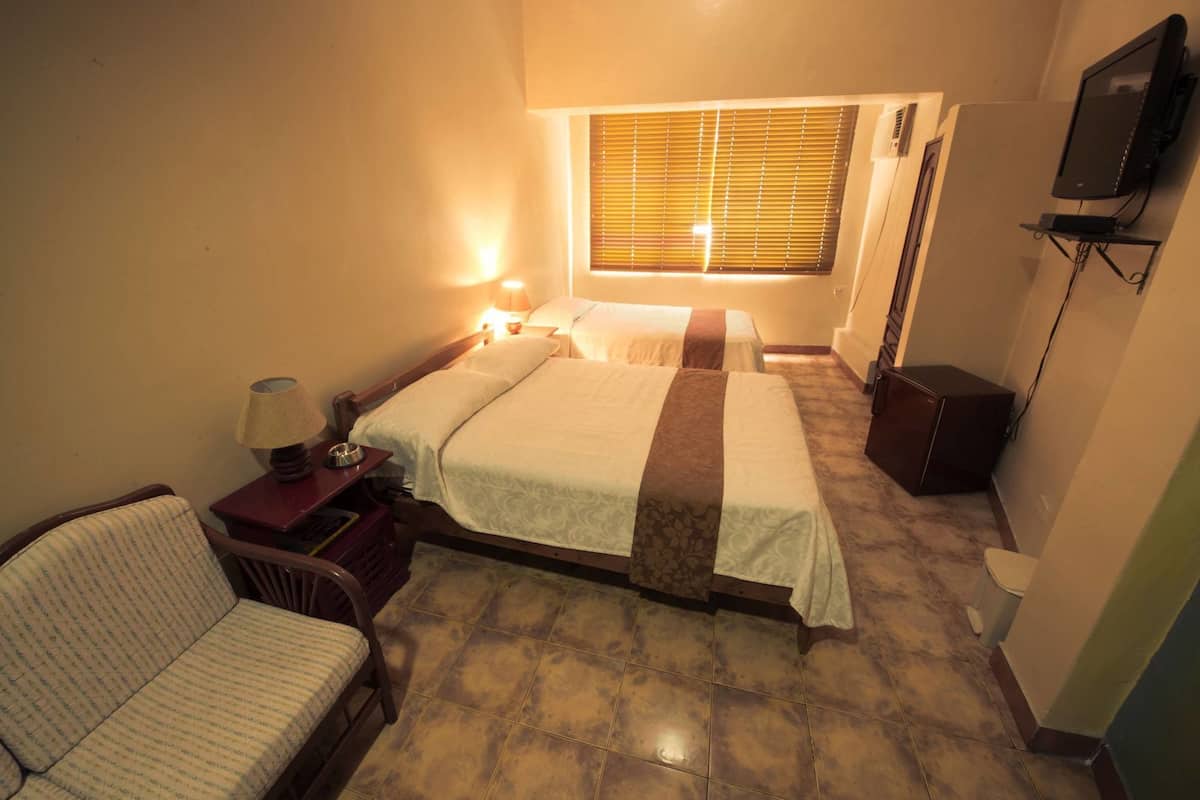 Basic Double Room | Minibar, in-room safe, desk, iron/ironing board (on request)