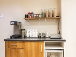 Desayuno continental incluido todos los días 