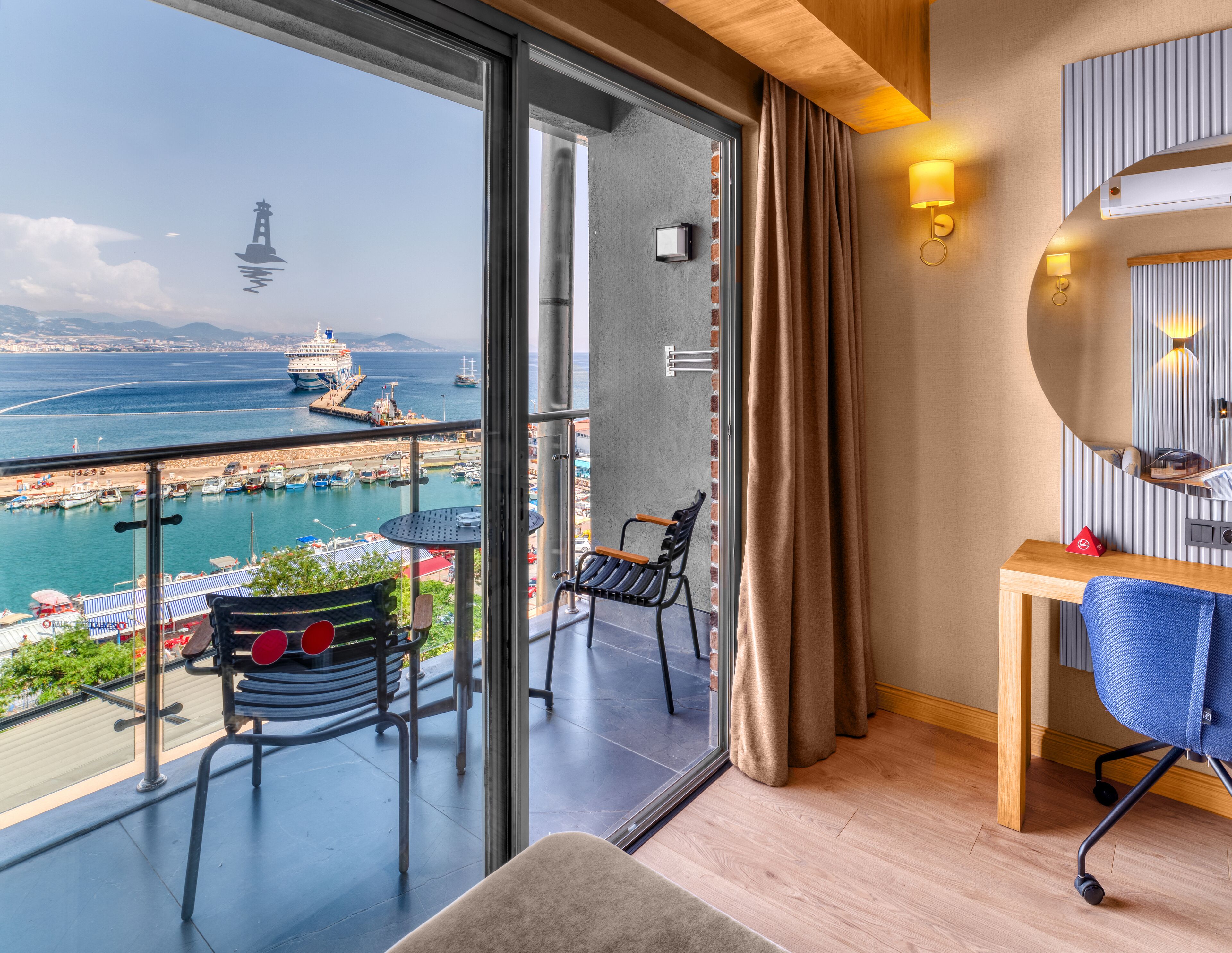 standard room sea view | 1 bedroom, premium bedding, down duvets, minibar