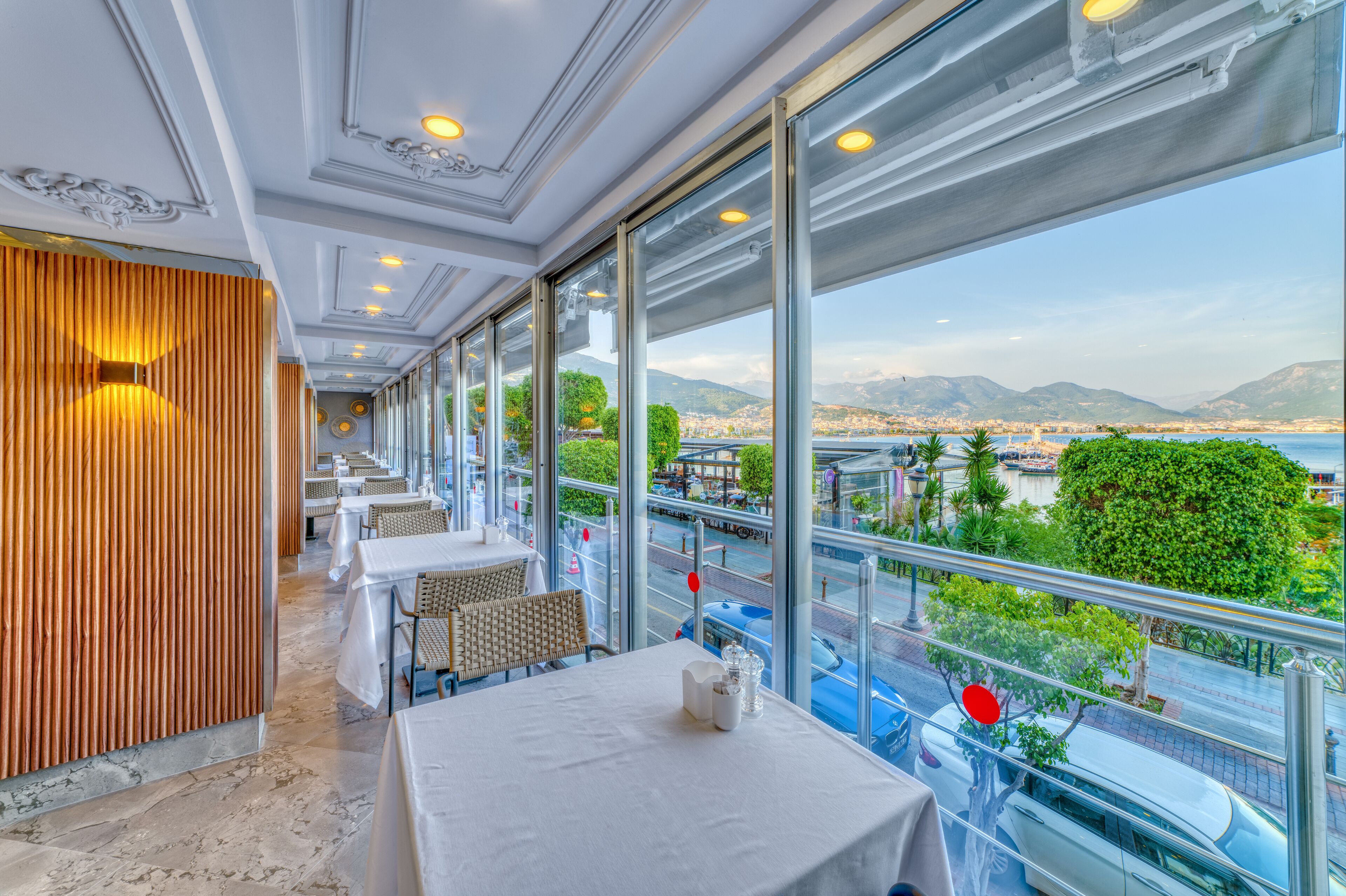 Petit déjeuner buffet compris tous les jours