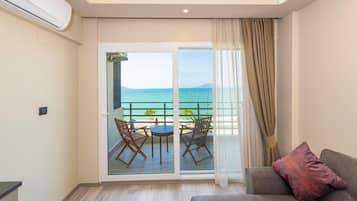 Suite Panorama | Pemandangan pantai/laut