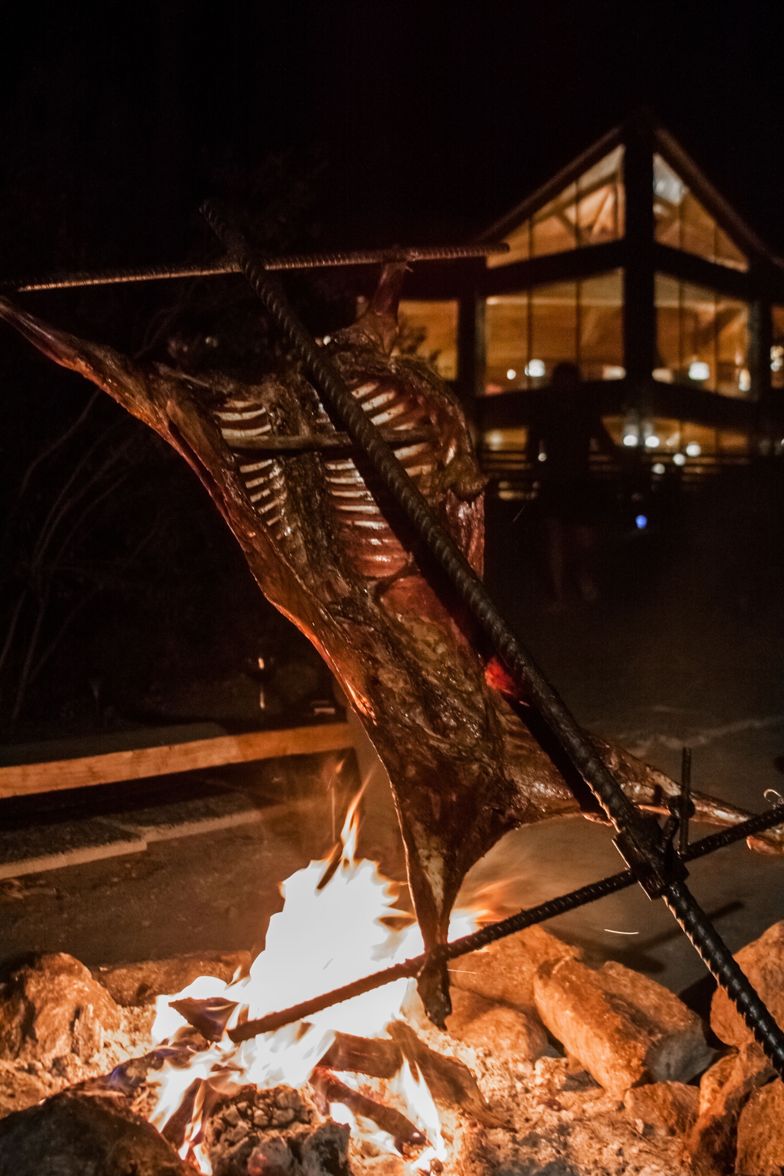 breakfast, lunch, dinner served; local cuisine, al fresco dining